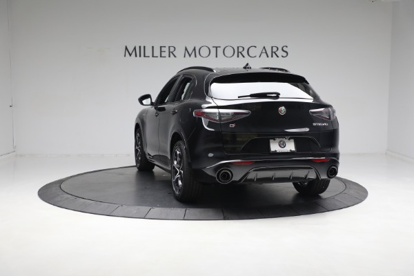New 2024 Alfa Romeo Stelvio Veloce for sale $57,305 at Bentley Greenwich in Greenwich CT 06830 9