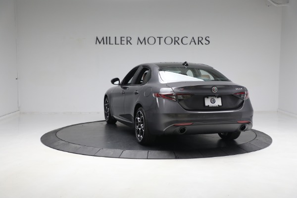 New 2024 Alfa Romeo Giulia Ti for sale $54,845 at Bentley Greenwich in Greenwich CT 06830 11