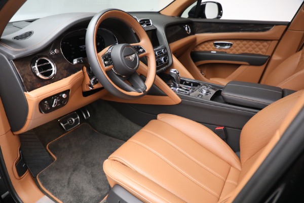 Used 2021 Bentley Bentayga V8 for sale $149,900 at Bentley Greenwich in Greenwich CT 06830 17