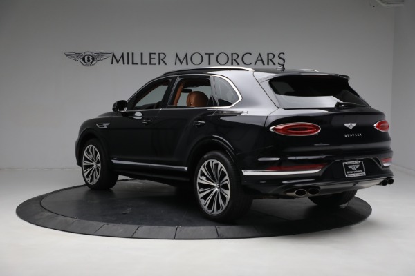 Used 2021 Bentley Bentayga V8 for sale $149,900 at Bentley Greenwich in Greenwich CT 06830 5