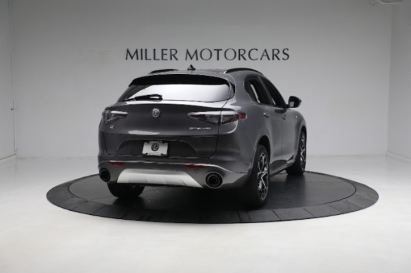 New 2024 Alfa Romeo Stelvio Ti for sale $58,680 at Bentley Greenwich in Greenwich CT 06830 13