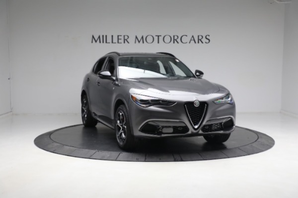New 2024 Alfa Romeo Stelvio Ti for sale $58,680 at Bentley Greenwich in Greenwich CT 06830 21