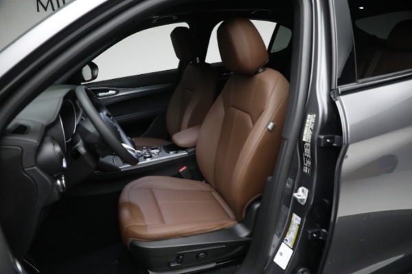 New 2024 Alfa Romeo Stelvio Ti for sale $58,680 at Bentley Greenwich in Greenwich CT 06830 25