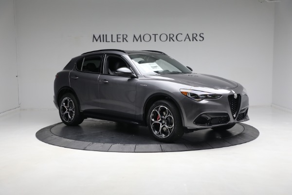 New 2024 Alfa Romeo Stelvio Veloce for sale $56,605 at Bentley Greenwich in Greenwich CT 06830 17