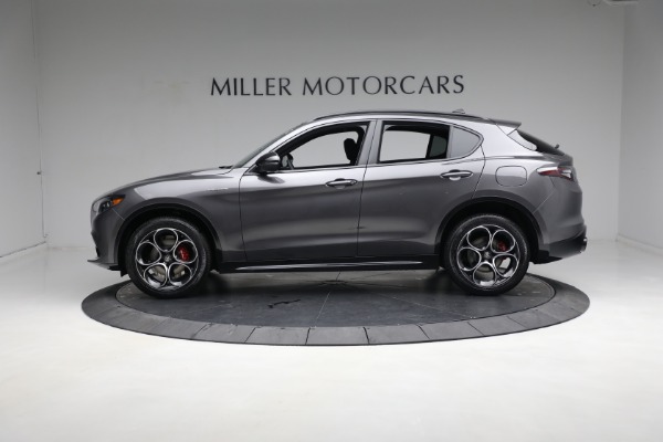 New 2024 Alfa Romeo Stelvio Veloce for sale $56,605 at Bentley Greenwich in Greenwich CT 06830 5