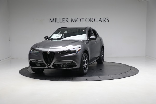 New 2024 Alfa Romeo Stelvio Veloce for sale $56,605 at Bentley Greenwich in Greenwich CT 06830 1