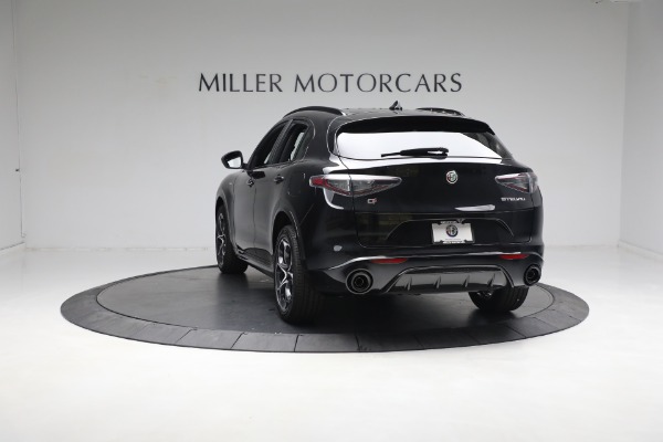 New 2024 Alfa Romeo Stelvio Veloce for sale $57,305 at Bentley Greenwich in Greenwich CT 06830 9