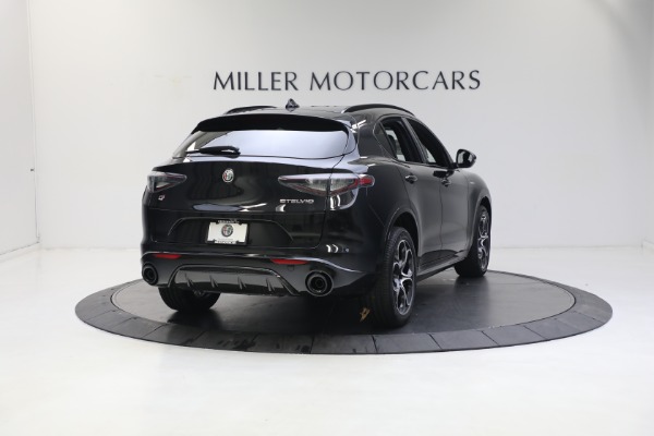 New 2024 Alfa Romeo Stelvio Veloce for sale $54,380 at Bentley Greenwich in Greenwich CT 06830 11