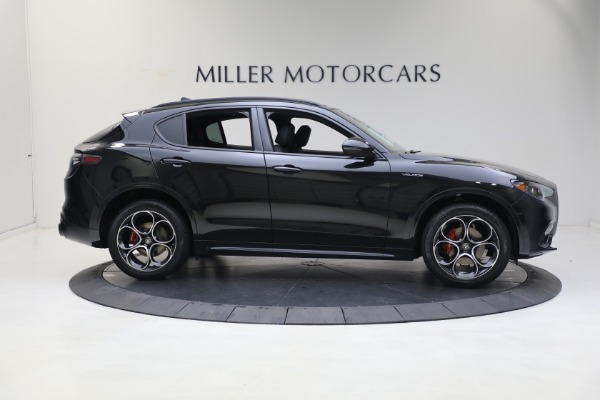 New 2024 Alfa Romeo Stelvio Veloce for sale $54,380 at Bentley Greenwich in Greenwich CT 06830 14
