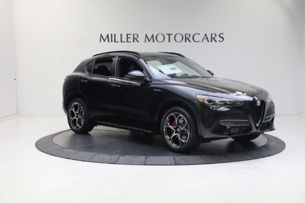 New 2024 Alfa Romeo Stelvio Veloce for sale $54,380 at Bentley Greenwich in Greenwich CT 06830 16