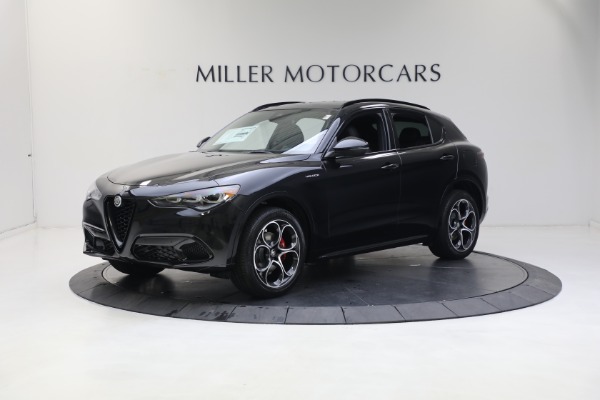 New 2024 Alfa Romeo Stelvio Veloce for sale $54,380 at Bentley Greenwich in Greenwich CT 06830 2