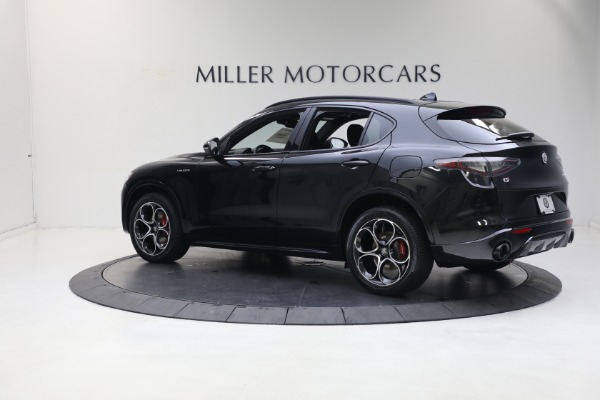 New 2024 Alfa Romeo Stelvio Veloce for sale $54,380 at Bentley Greenwich in Greenwich CT 06830 7