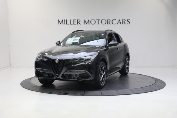 New 2024 Alfa Romeo Stelvio Veloce for sale $54,380 at Bentley Greenwich in Greenwich CT 06830 1