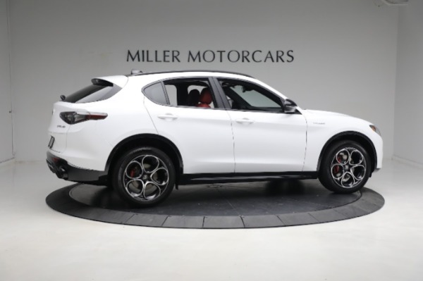 New 2024 Alfa Romeo Stelvio Veloce for sale $56,695 at Bentley Greenwich in Greenwich CT 06830 15