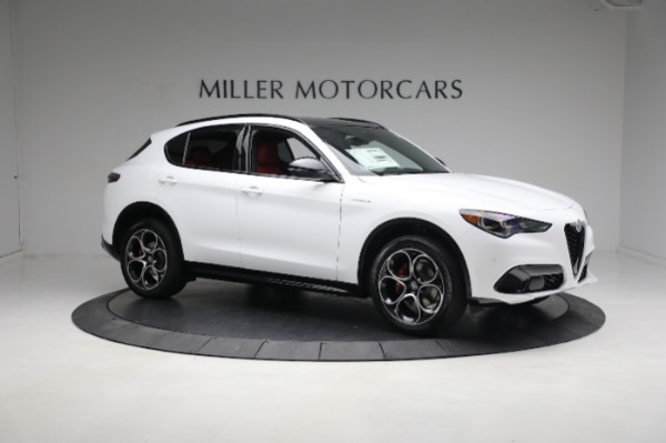 New 2024 Alfa Romeo Stelvio Veloce for sale $56,695 at Bentley Greenwich in Greenwich CT 06830 18