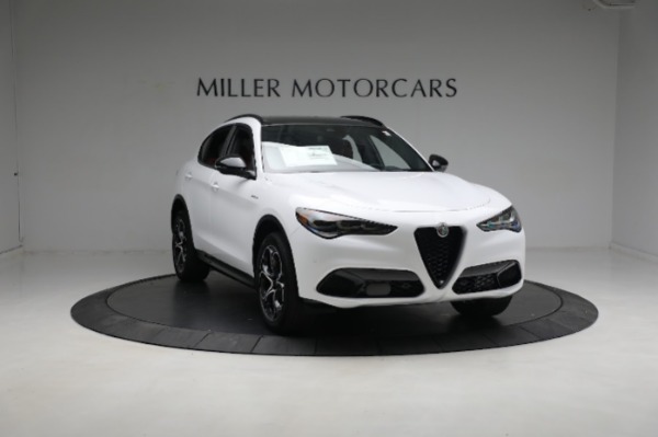 New 2024 Alfa Romeo Stelvio Veloce for sale $56,695 at Bentley Greenwich in Greenwich CT 06830 20