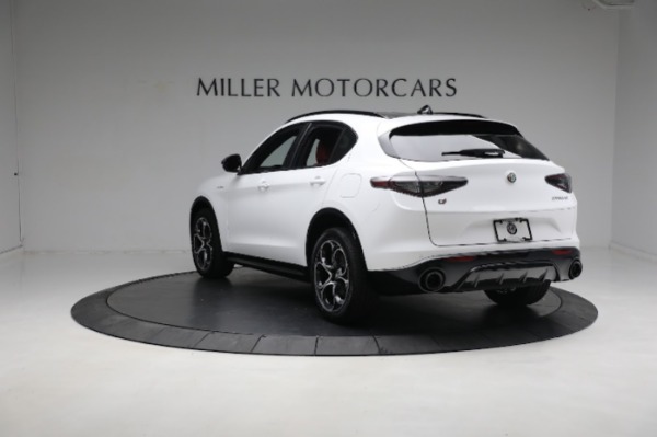 New 2024 Alfa Romeo Stelvio Veloce for sale $56,695 at Bentley Greenwich in Greenwich CT 06830 9