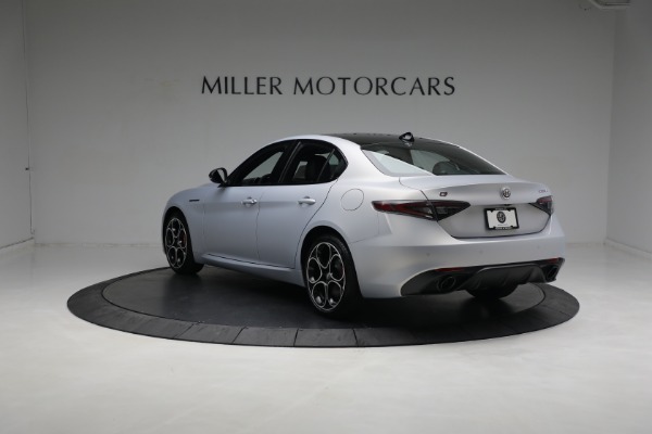 New 2024 Alfa Romeo Giulia Competizione for sale $58,160 at Bentley Greenwich in Greenwich CT 06830 8