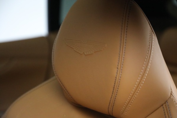Used 2024 Aston Martin DBX for sale $189,900 at Bentley Greenwich in Greenwich CT 06830 17