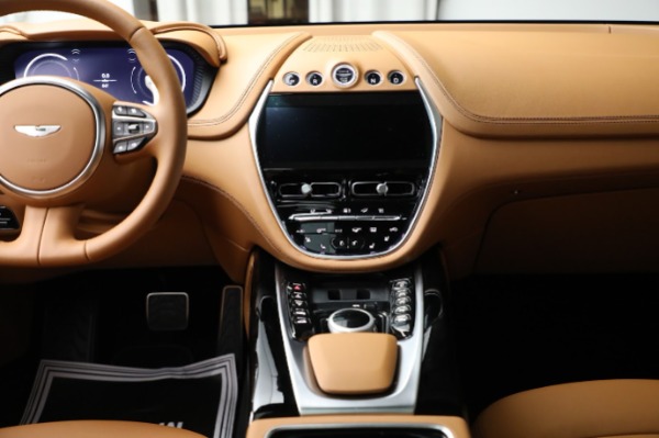 Used 2024 Aston Martin DBX for sale $189,900 at Bentley Greenwich in Greenwich CT 06830 21