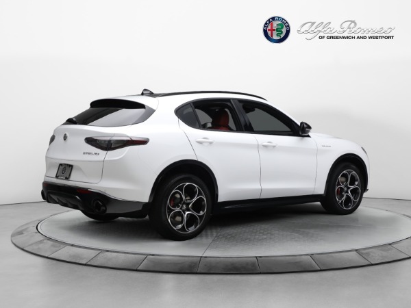 New 2024 Alfa Romeo Stelvio Veloce for sale $57,395 at Bentley Greenwich in Greenwich CT 06830 14