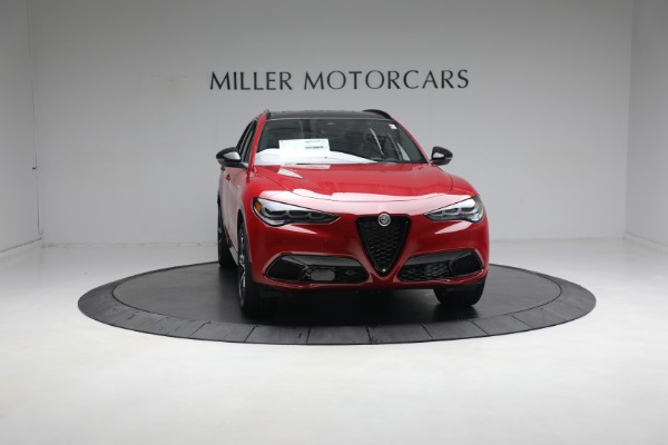 New 2024 Alfa Romeo Stelvio Veloce for sale $54,220 at Bentley Greenwich in Greenwich CT 06830 21