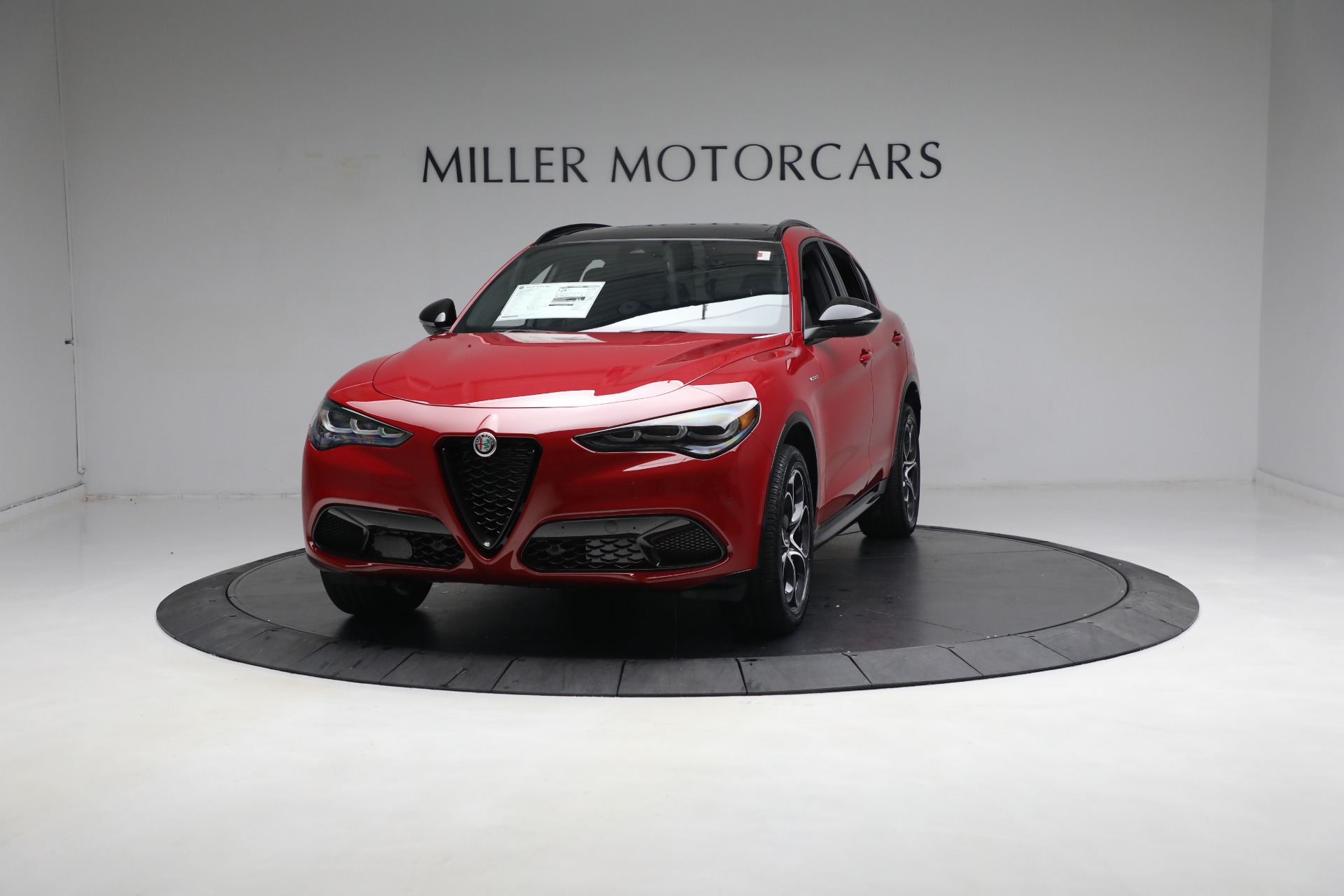 New 2024 Alfa Romeo Stelvio Veloce for sale $54,220 at Bentley Greenwich in Greenwich CT 06830 1