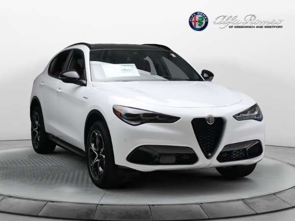 New 2024 Alfa Romeo Stelvio Veloce for sale $57,395 at Bentley Greenwich in Greenwich CT 06830 20