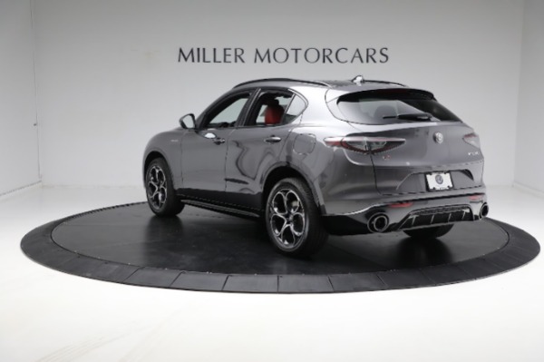 New 2024 Alfa Romeo Stelvio Veloce for sale $58,055 at Bentley Greenwich in Greenwich CT 06830 11