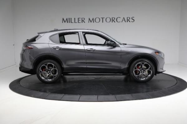 New 2024 Alfa Romeo Stelvio Veloce for sale $58,055 at Bentley Greenwich in Greenwich CT 06830 21