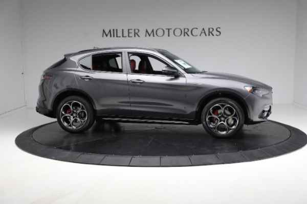 New 2024 Alfa Romeo Stelvio Veloce for sale $58,055 at Bentley Greenwich in Greenwich CT 06830 22