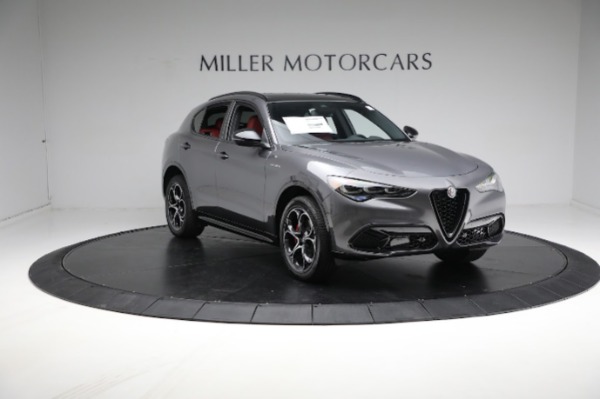 New 2024 Alfa Romeo Stelvio Veloce for sale $58,055 at Bentley Greenwich in Greenwich CT 06830 25