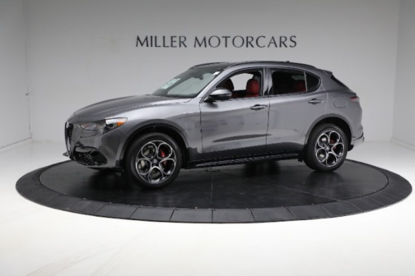 New 2024 Alfa Romeo Stelvio Veloce for sale $58,055 at Bentley Greenwich in Greenwich CT 06830 5