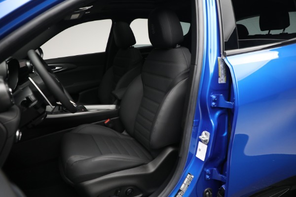 New 2024 Alfa Romeo Tonale Veloce for sale Sold at Bentley Greenwich in Greenwich CT 06830 20