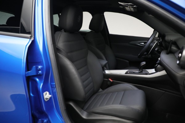 New 2024 Alfa Romeo Tonale Veloce for sale Sold at Bentley Greenwich in Greenwich CT 06830 21