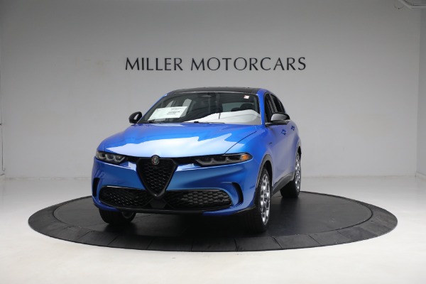 New 2024 Alfa Romeo Tonale Veloce for sale Sold at Bentley Greenwich in Greenwich CT 06830 1