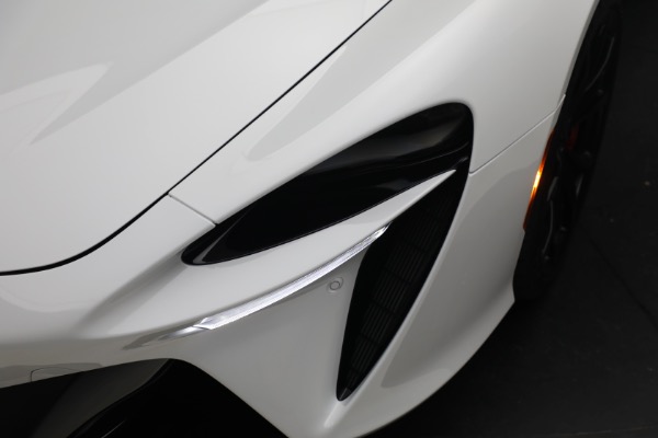 New 2023 McLaren Artura for sale Call for price at Bentley Greenwich in Greenwich CT 06830 19