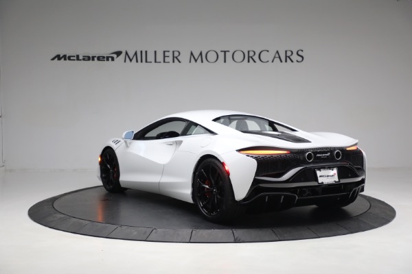 New 2023 McLaren Artura for sale Call for price at Bentley Greenwich in Greenwich CT 06830 5