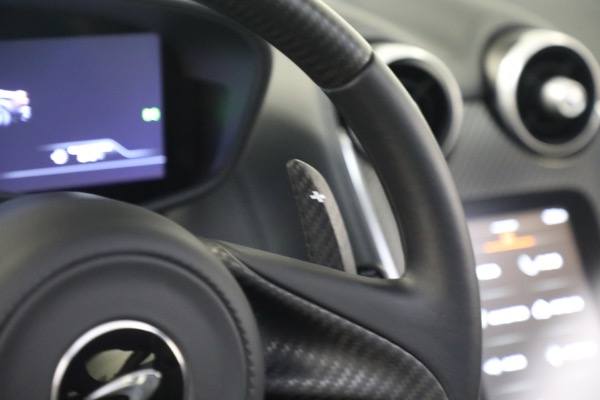 New 2023 McLaren GT Luxe for sale $237,798 at Bentley Greenwich in Greenwich CT 06830 26