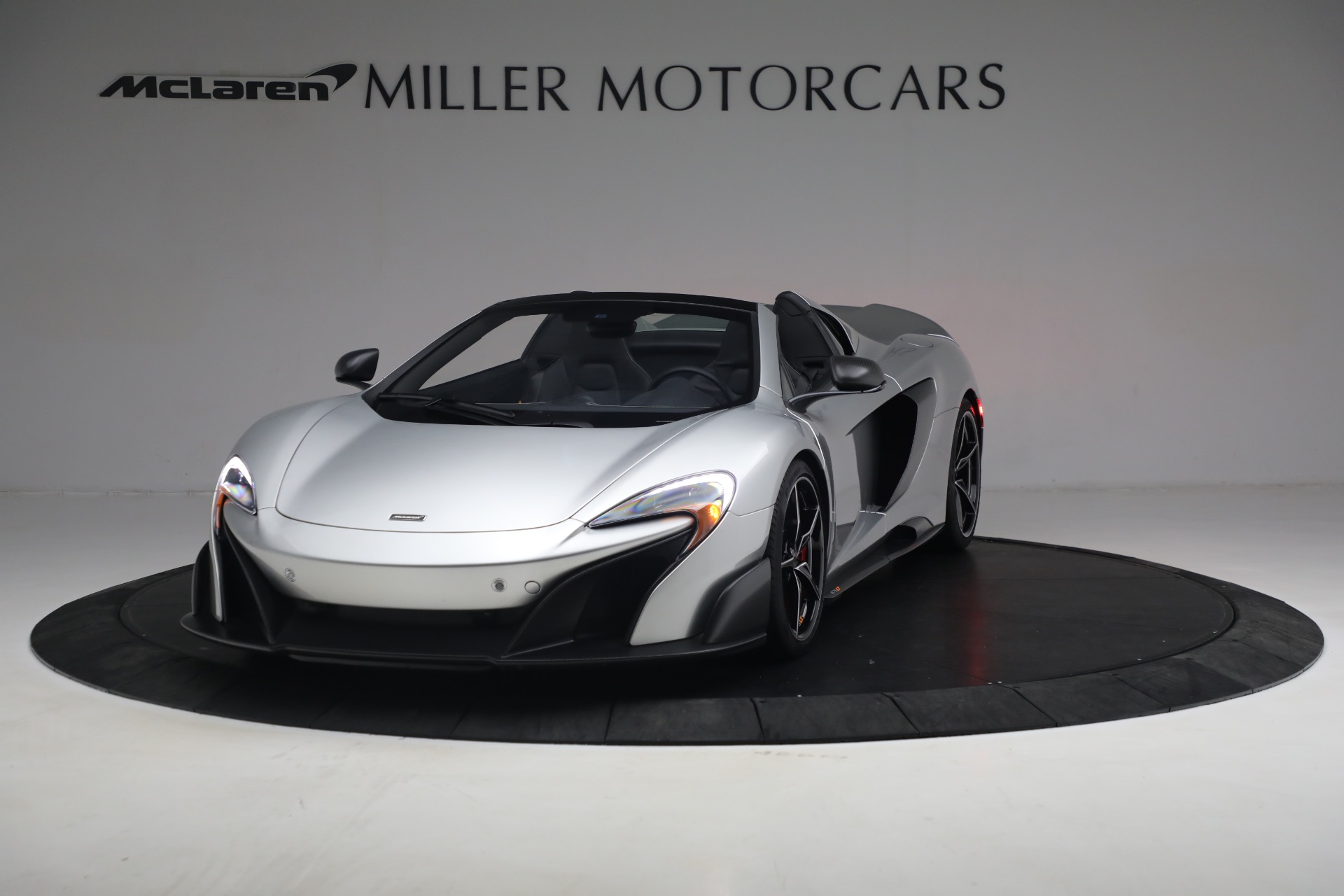 Used 2016 McLaren 675LT Spider for sale Sold at Bentley Greenwich in Greenwich CT 06830 1