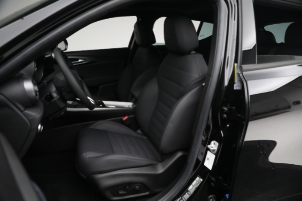 New 2024 Alfa Romeo Tonale Ti for sale Sold at Bentley Greenwich in Greenwich CT 06830 24