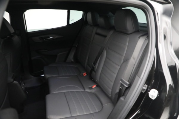New 2024 Alfa Romeo Tonale Ti for sale Sold at Bentley Greenwich in Greenwich CT 06830 28