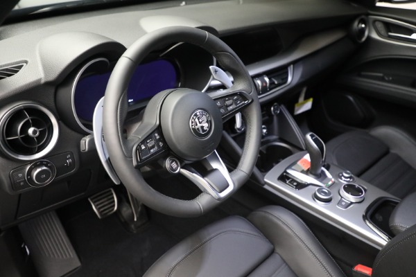 New 2024 Alfa Romeo Stelvio Veloce for sale Sold at Bentley Greenwich in Greenwich CT 06830 24