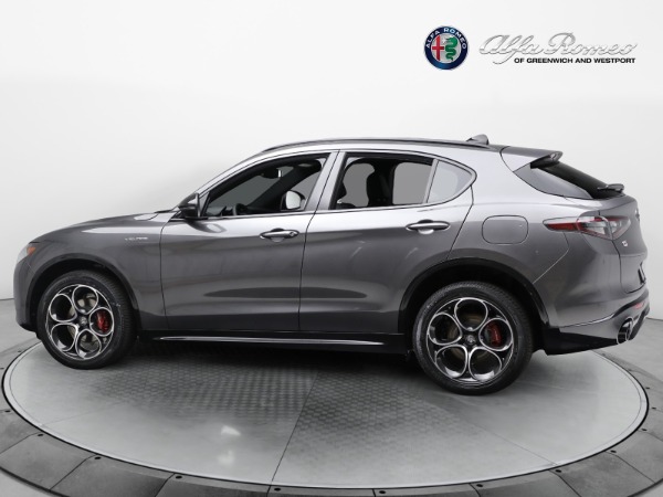 New 2024 Alfa Romeo Stelvio Veloce for sale $54,380 at Bentley Greenwich in Greenwich CT 06830 9