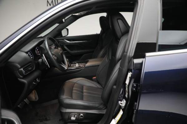 Used 2021 Maserati Levante GranSport for sale $59,900 at Bentley Greenwich in Greenwich CT 06830 23