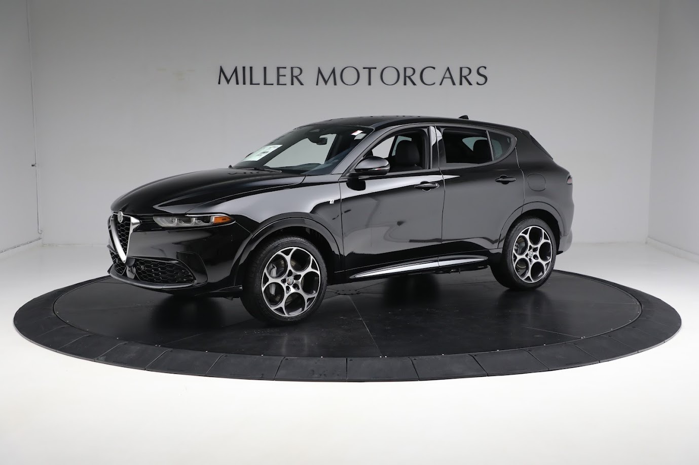 Used 2024 Alfa Romeo Tonale Ti for sale $30,900 at Bentley Greenwich in Greenwich CT 06830 1