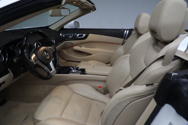 Used 2016 Mercedes-Benz SL-Class SL 400 for sale $44,900 at Bentley Greenwich in Greenwich CT 06830 25