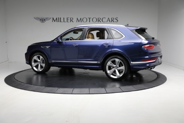 New 2023 Bentley Bentayga V8 for sale $235,300 at Bentley Greenwich in Greenwich CT 06830 3