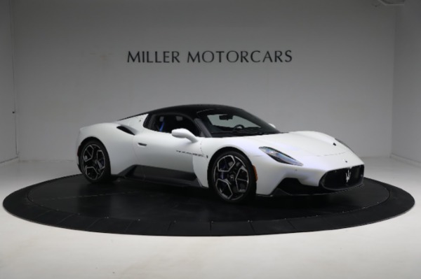 Used 2022 Maserati MC20 for sale $203,900 at Bentley Greenwich in Greenwich CT 06830 21