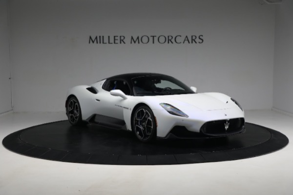 Used 2022 Maserati MC20 for sale $203,900 at Bentley Greenwich in Greenwich CT 06830 22